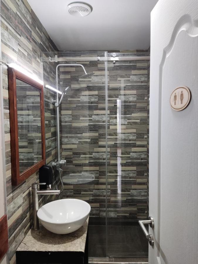 Ati Mta - Eco Hostel 보르조미 외부 사진