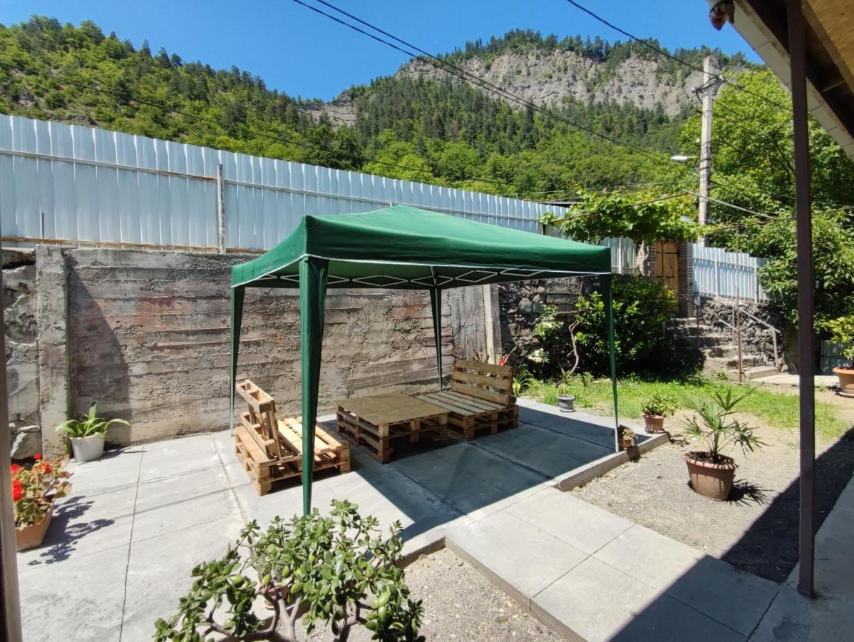 Ati Mta - Eco Hostel 보르조미 외부 사진