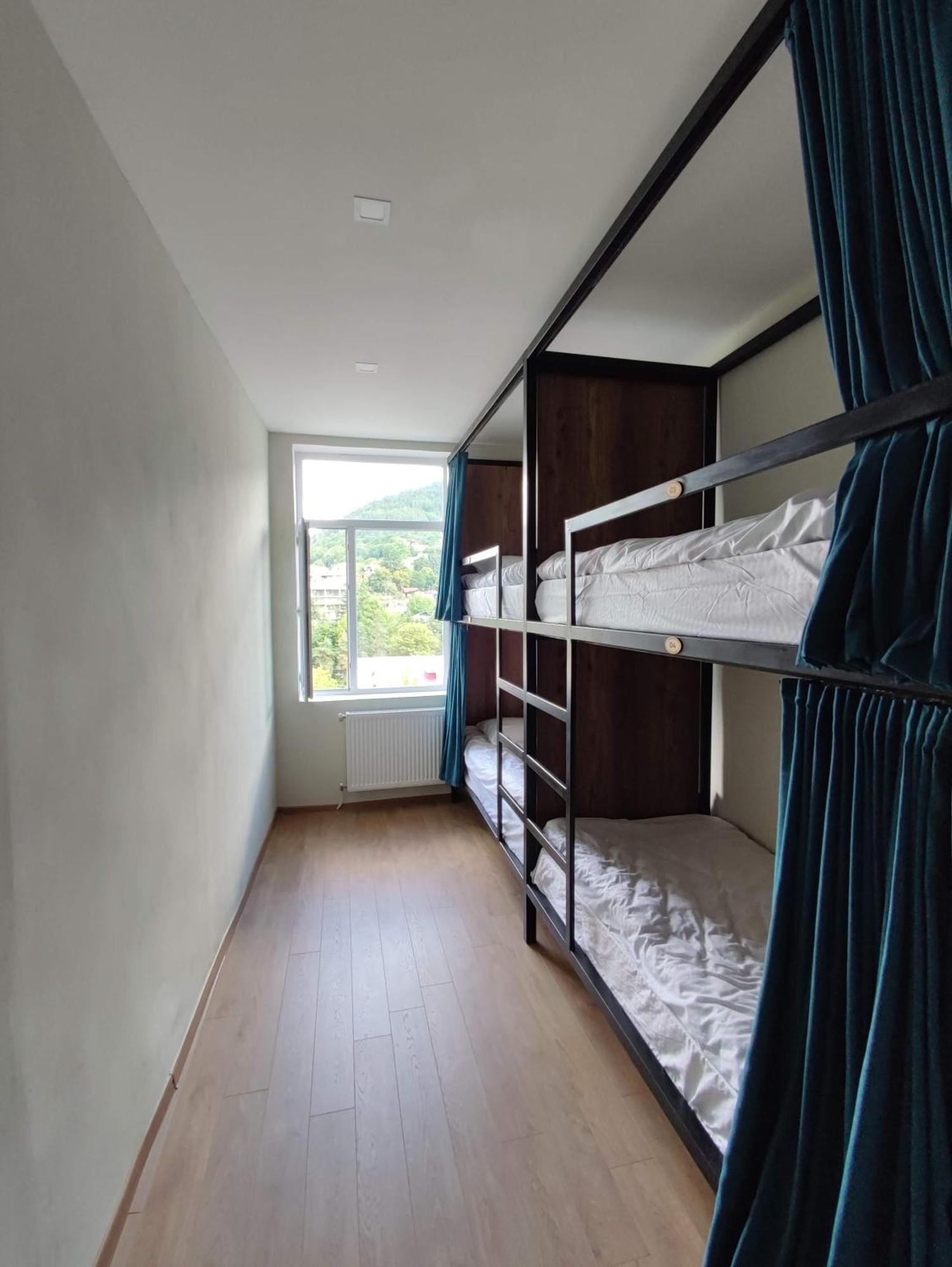 Ati Mta - Eco Hostel 보르조미 외부 사진
